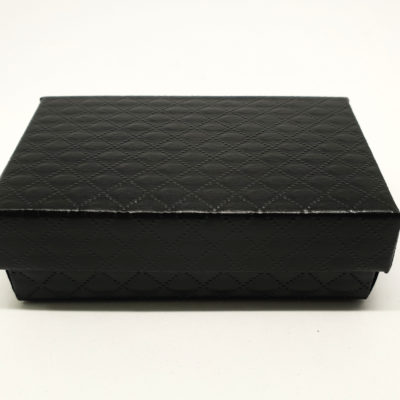 cutie cadou neagra minimalista
